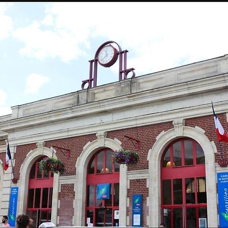 Verdun Mantes-la-Jolie Exterior foto